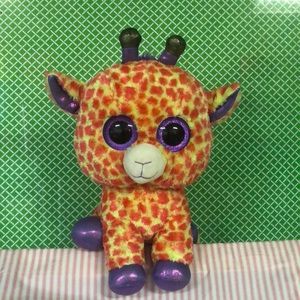 giraffe plushie